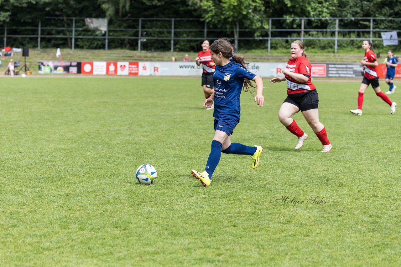 Bild 200 - Loewinnen Cup